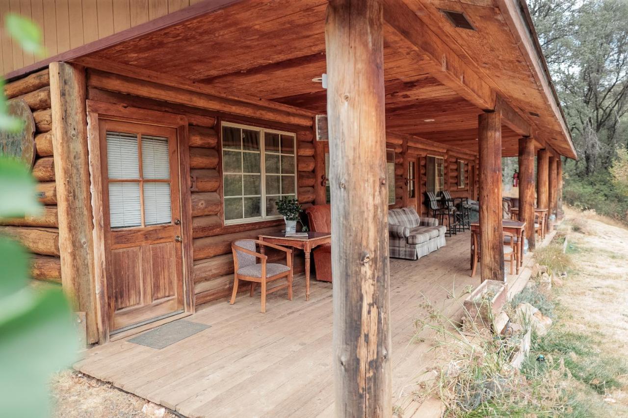 Bear Creek Cabins Midpines Exterior photo