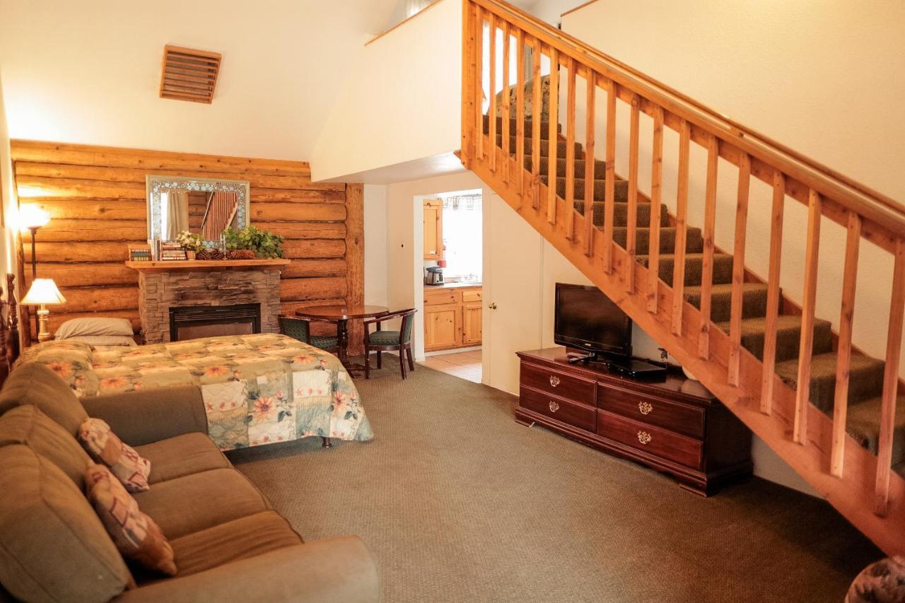 Bear Creek Cabins Midpines Exterior photo